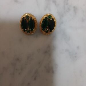 Elegant Goldtone and Green Oval Earrings